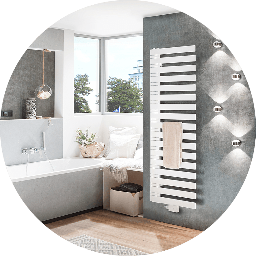 Abbildung Badezimmer mit Triola M Heizkörper von BEMM in weiß